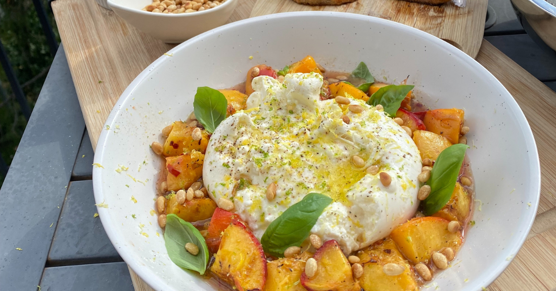 Salade de Pêches Grillées & Burrata